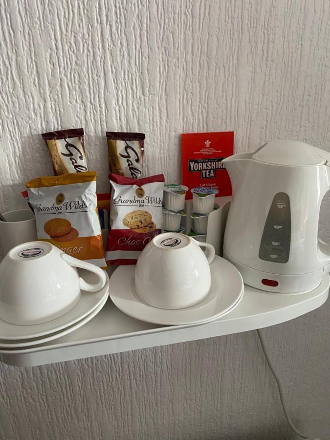 Parlors Hall Hotel 布里奇诺斯 外观 照片