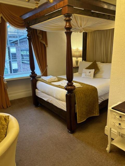 Parlors Hall Hotel 布里奇诺斯 外观 照片