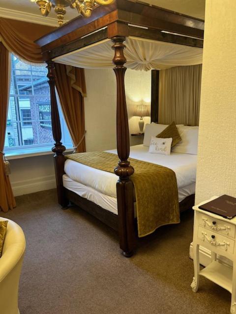 Parlors Hall Hotel 布里奇诺斯 外观 照片
